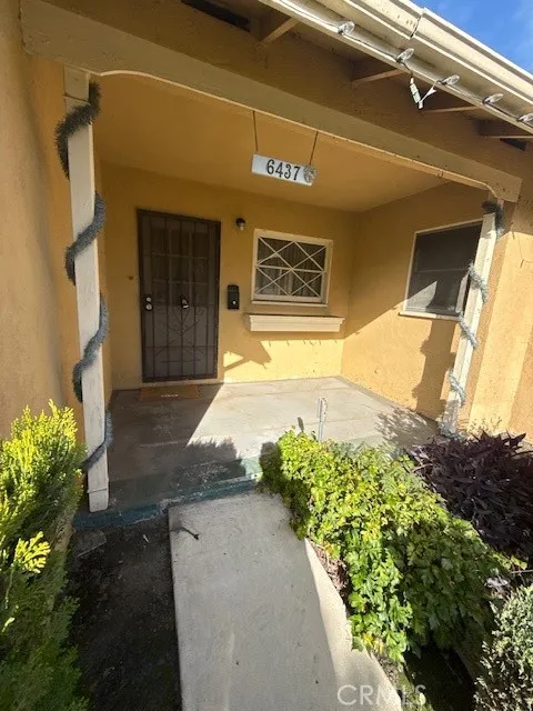 6437 E Wardlow, Long Beach, California 90808 home-pic-1